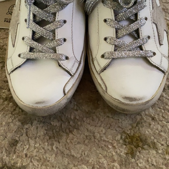 Authentic White Golden Goose tennis shoe - Picture 5 of 12